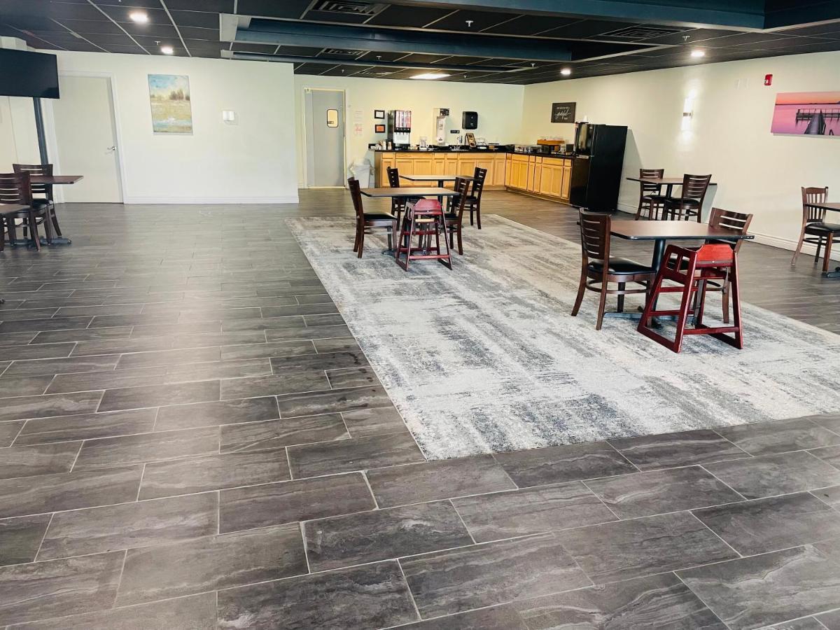 Fairbridge Inn & Suites Cuero エクステリア 写真